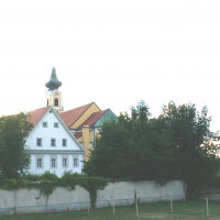 Kirche und altes Pfarrhaus Stephansposching